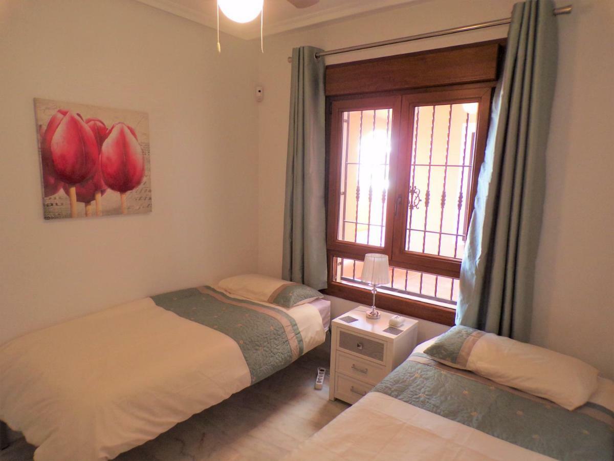 Villamartin Violetas Holiday Home Dış mekan fotoğraf